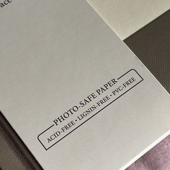 📕NOS Vtg Hallmark Anniversary Memories Scrap Book! - Picture 6 of 6